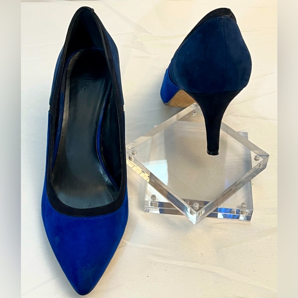 Kelly & Katie Classic Pumps
